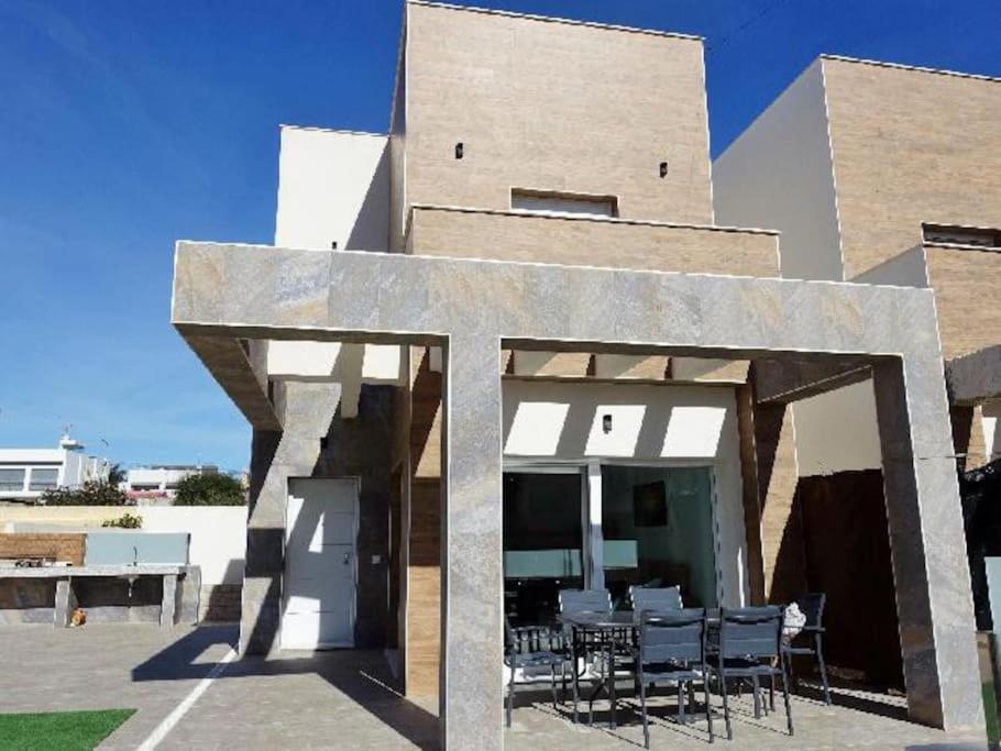 Villa Domicil De Luxe Torrevieja Luaran gambar