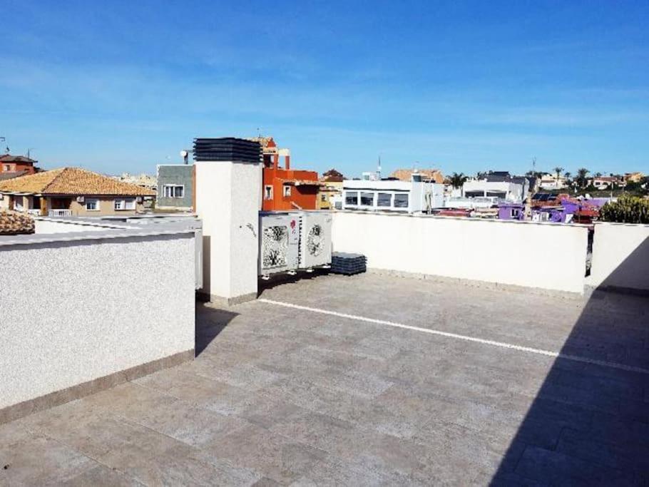 Villa Domicil De Luxe Torrevieja Luaran gambar