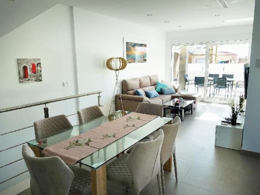 Villa Domicil De Luxe Torrevieja Luaran gambar